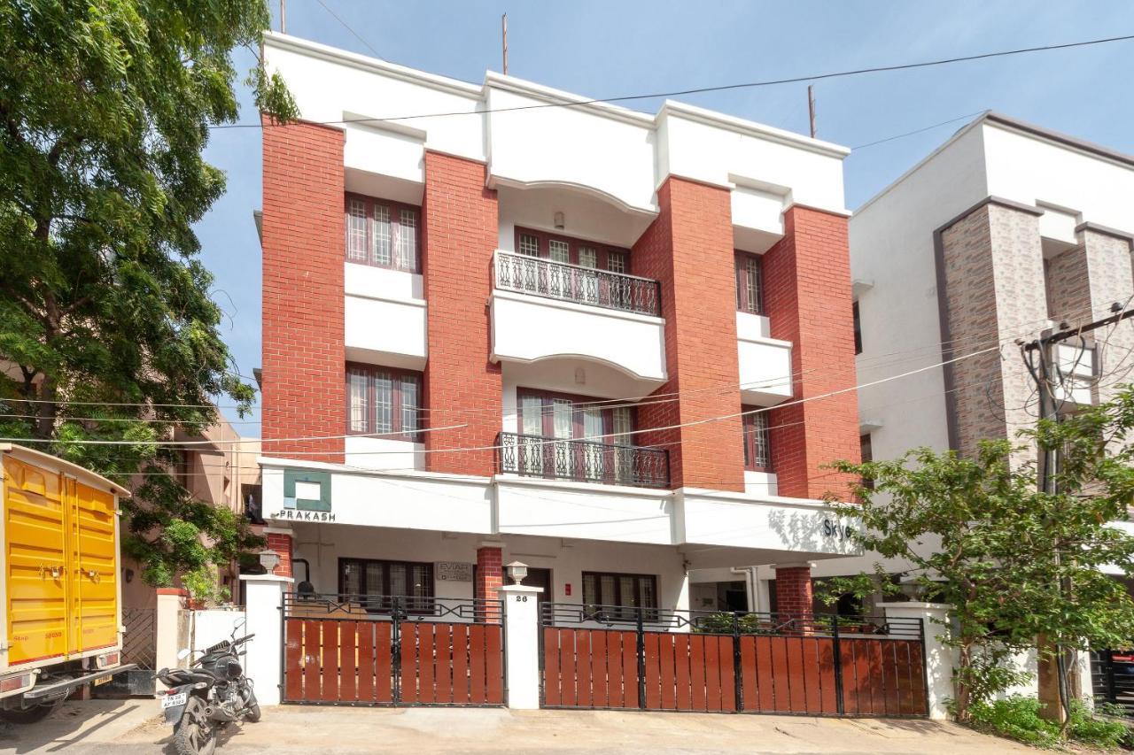 Oyo 22019 Skye Service Apartments Ченай Екстериор снимка