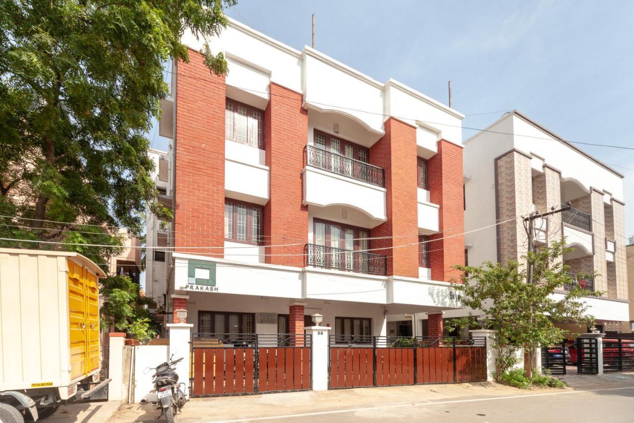 Oyo 22019 Skye Service Apartments Ченай Екстериор снимка